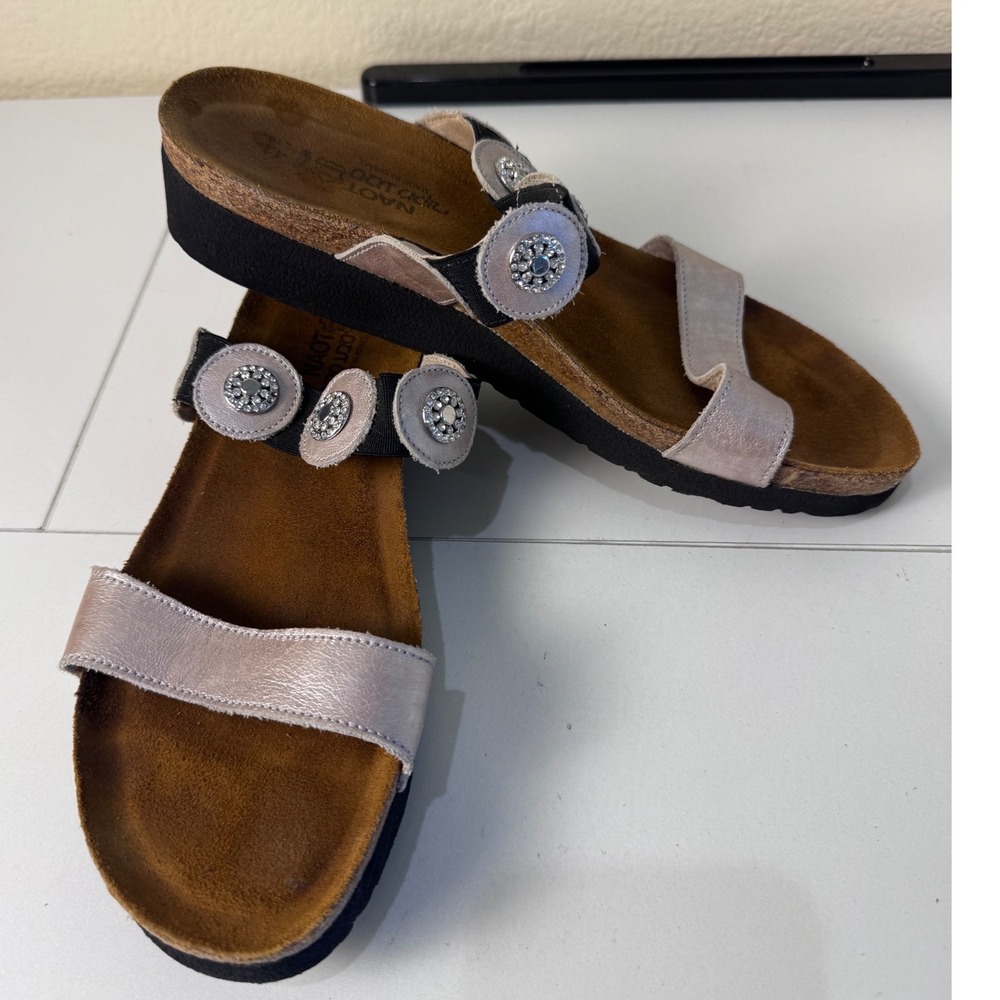 Naot Sandals Women 41 10.5 Leather Rhinestone Embellished Platform Cork Slide